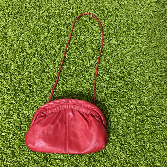 Vintage Red leather Cutch - Picture 2 of 5